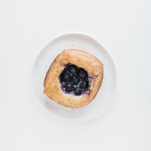 Load image into Gallery viewer, Fruit Danish
